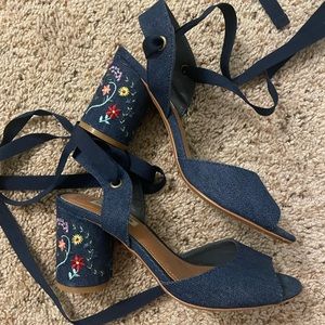 Steve Madden Denim Floral Heels